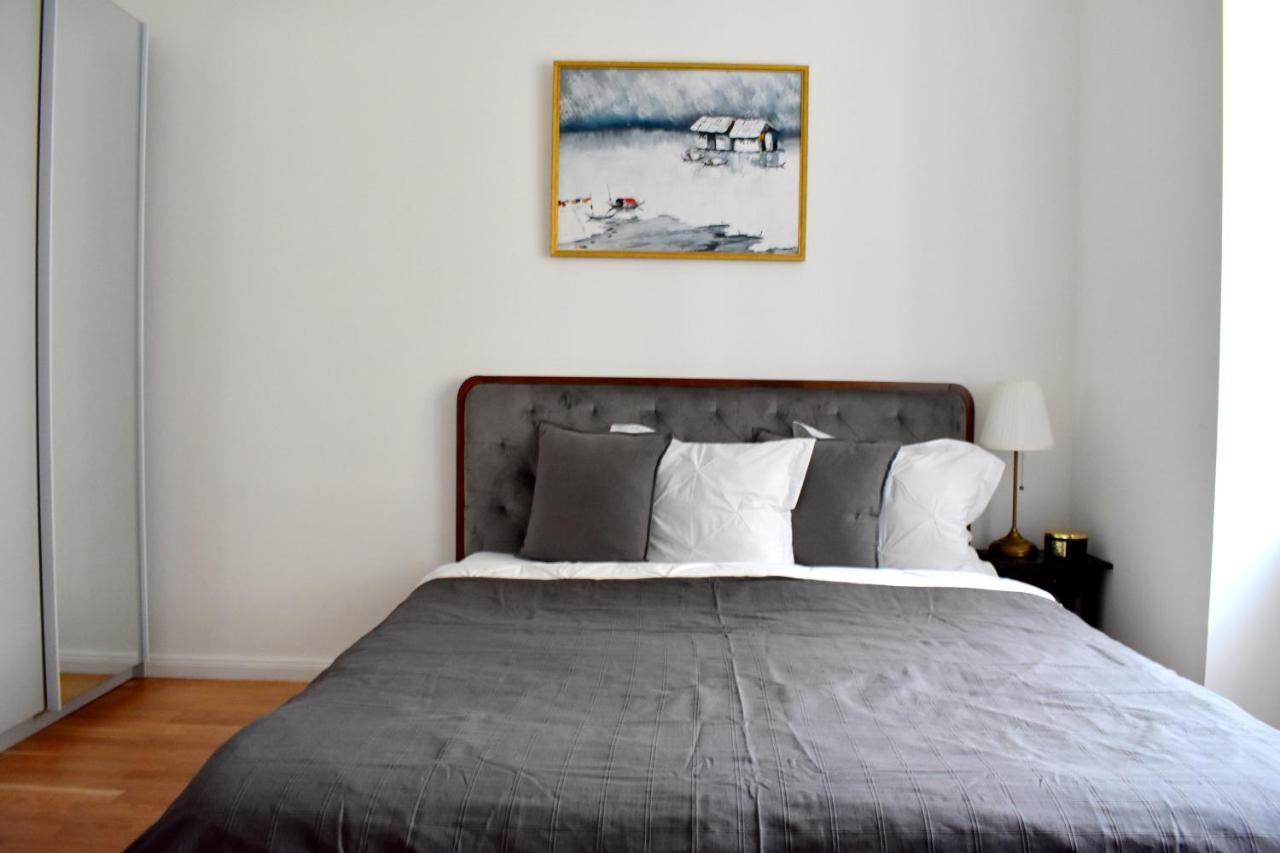 Lovely Apartment In Center プラハ エクステリア 写真